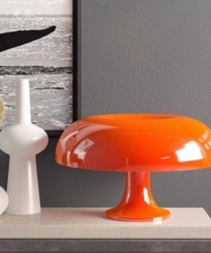 Luminária em forma de cogumelo laranja decorativa