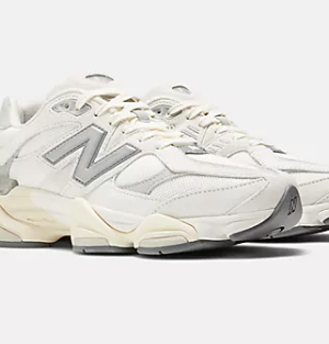 Tênis New Balance 9060 branco com cinza